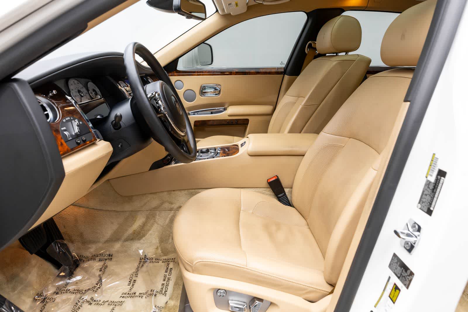 Rolls-Royce Ghost de 4 puertas, 2011