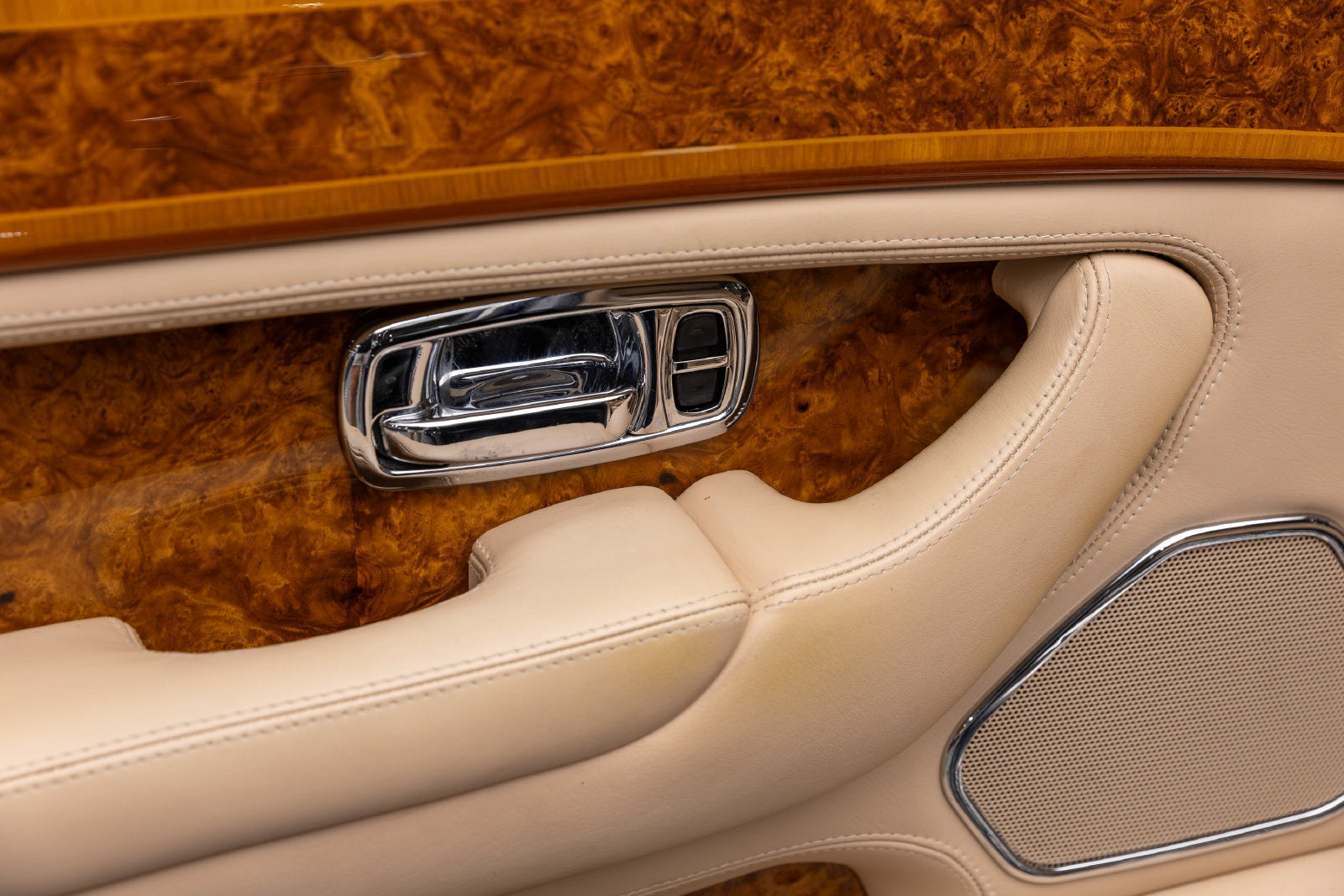 Rolls-Royce Silver Seraph de 4 puertas, berlina, de 2002