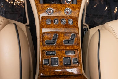 Rolls-Royce Silver Seraph de 4 puertas, berlina, de 2002