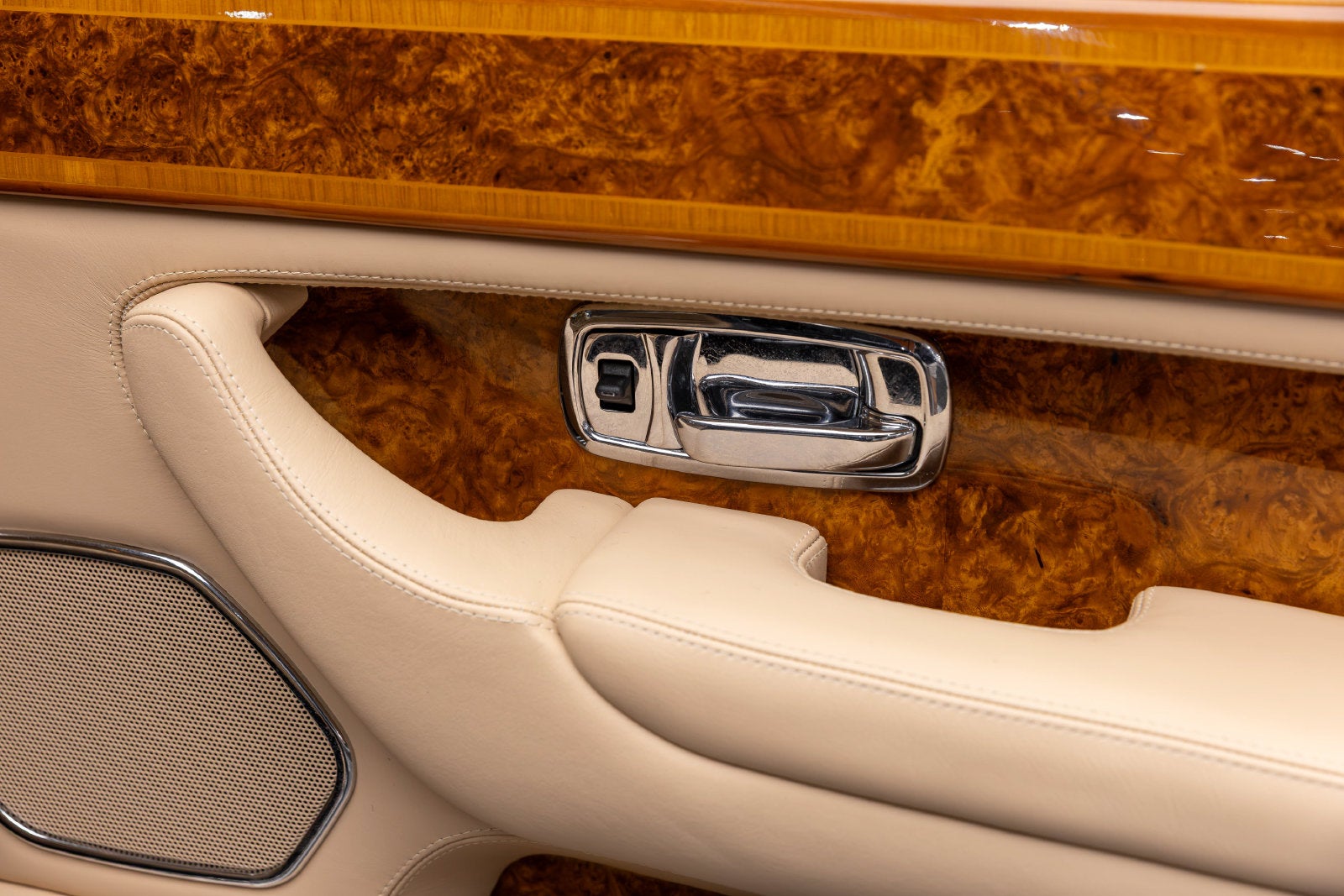 Rolls-Royce Silver Seraph de 4 puertas, berlina, de 2002