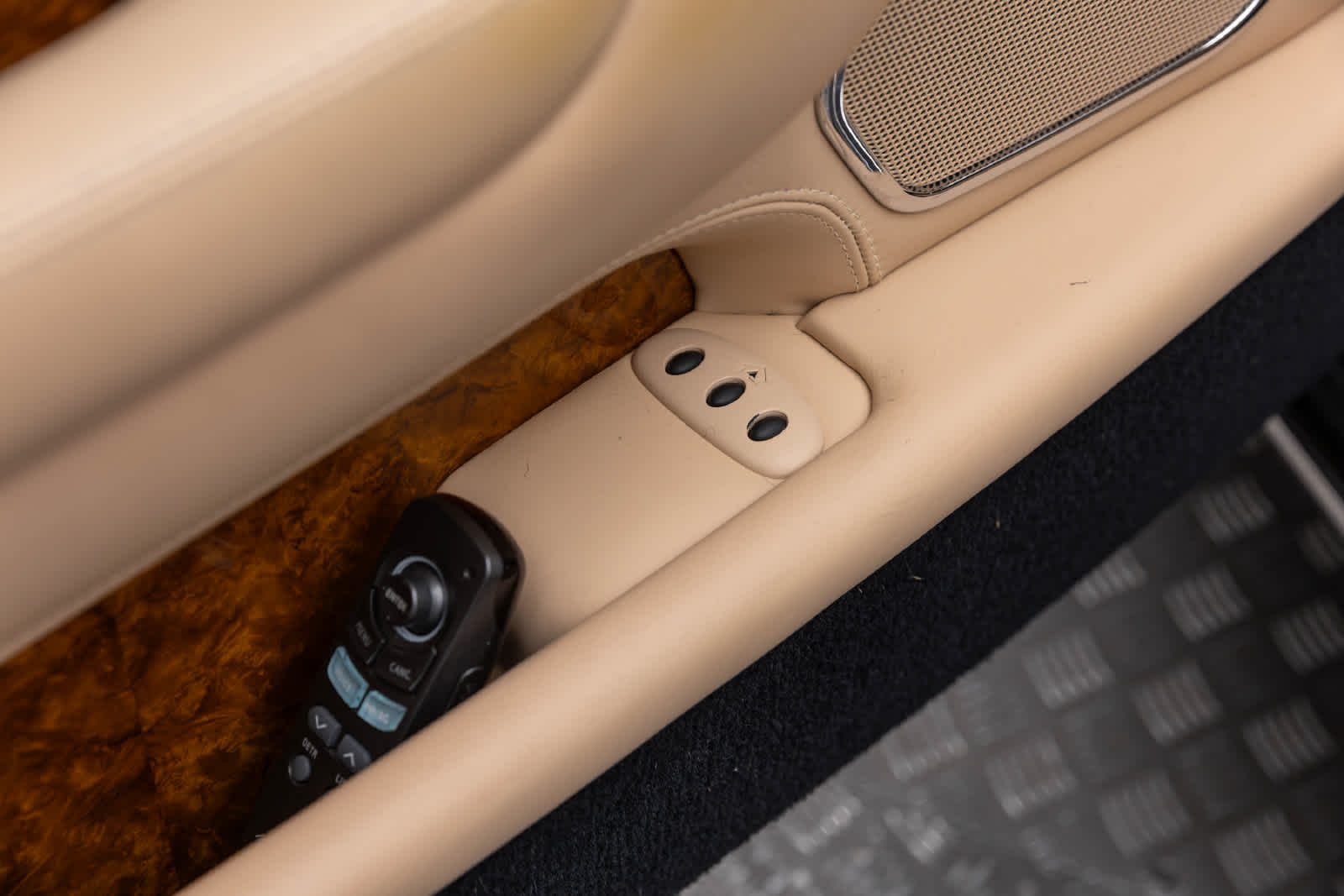 Rolls-Royce Silver Seraph de 4 puertas, berlina, de 2002