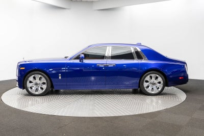 Rolls-Royce Phantom Sedán 2023
