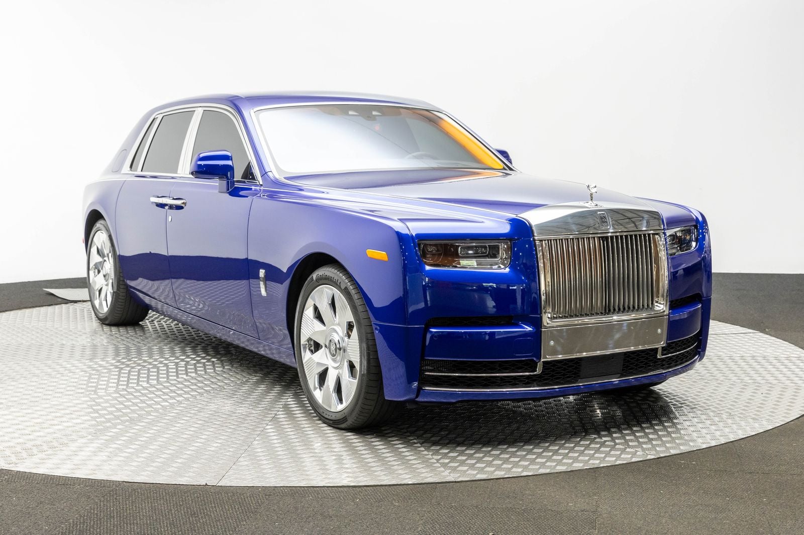 Rolls-Royce Phantom Sedán 2023