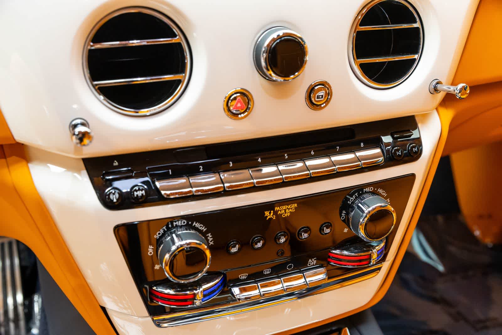 Rolls-Royce Phantom Sedán 2023