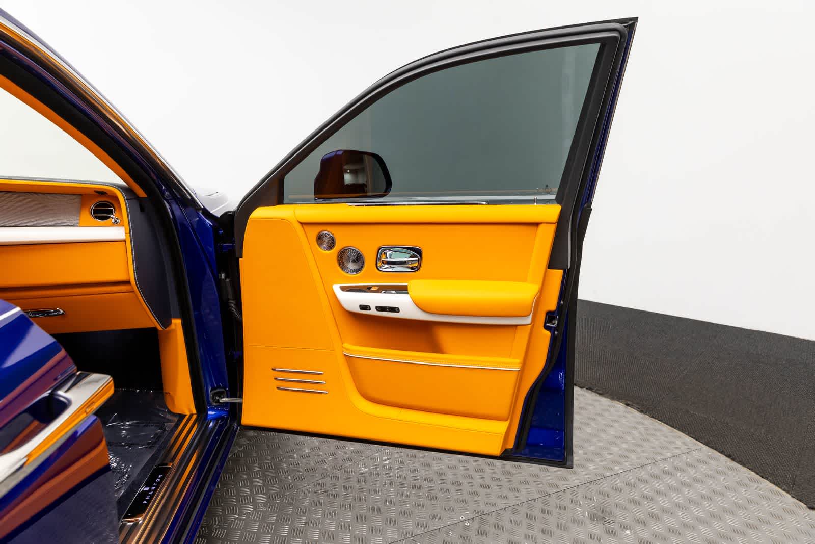 Rolls-Royce Phantom Sedán 2023