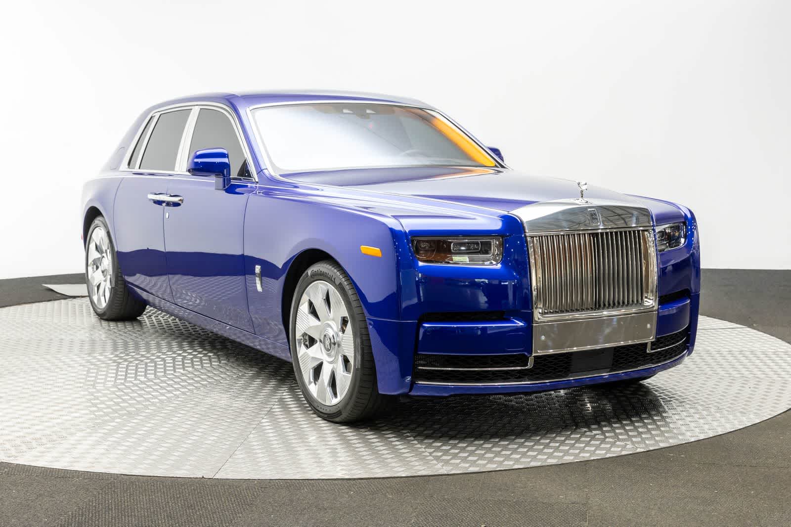 Rolls-Royce Phantom Sedán 2023