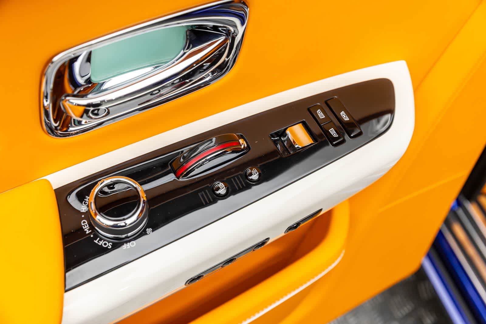 Rolls-Royce Phantom Sedán 2023