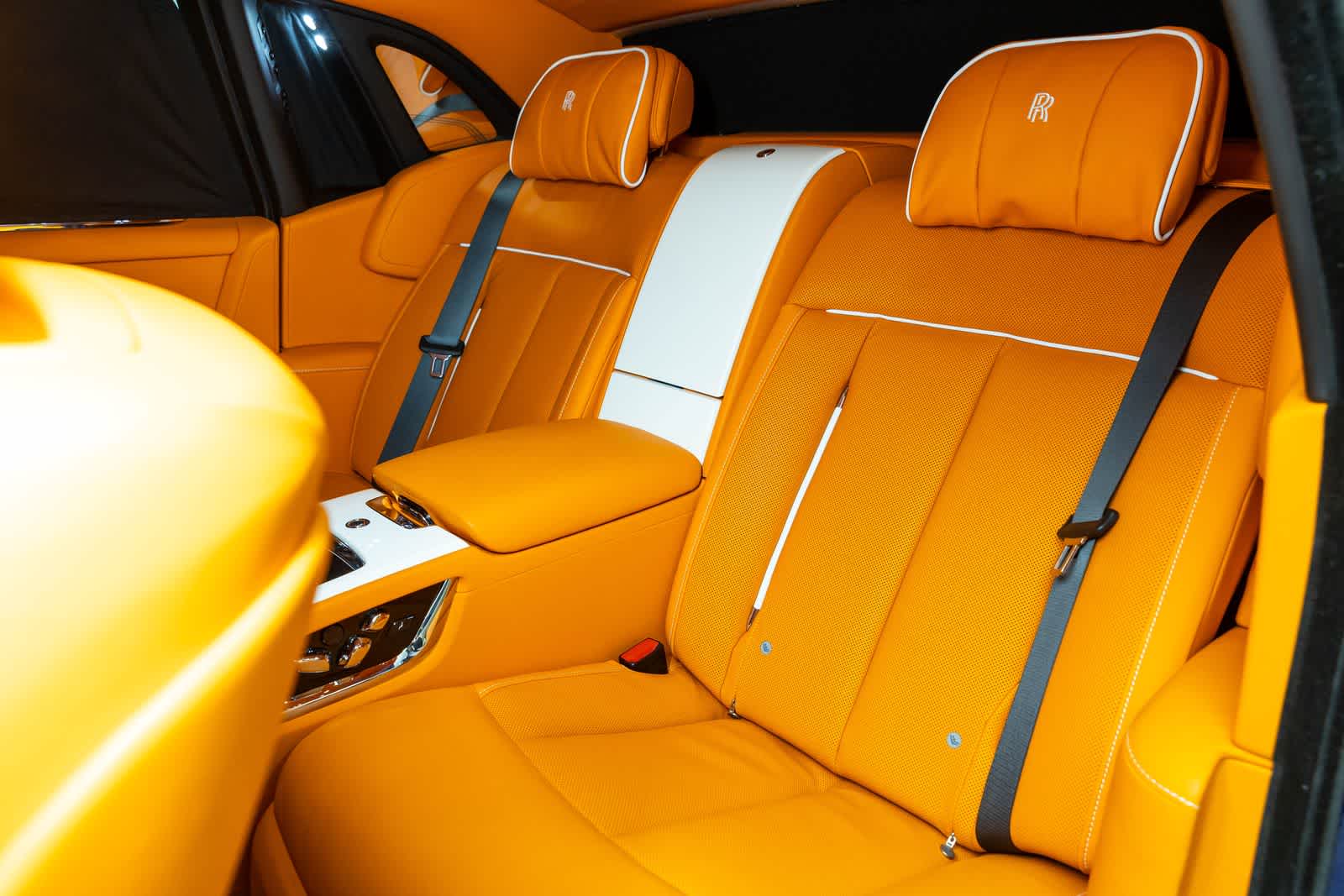 Rolls-Royce Phantom Sedán 2023