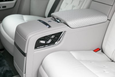 Rolls-Royce Phantom Plantino 2024