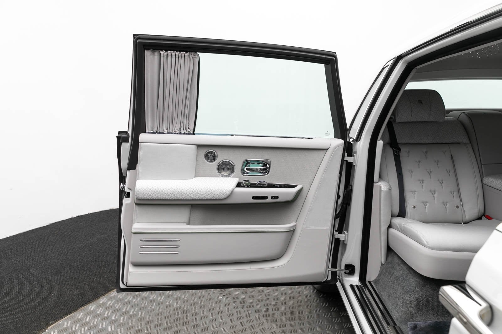 Rolls-Royce Phantom Plantino 2024