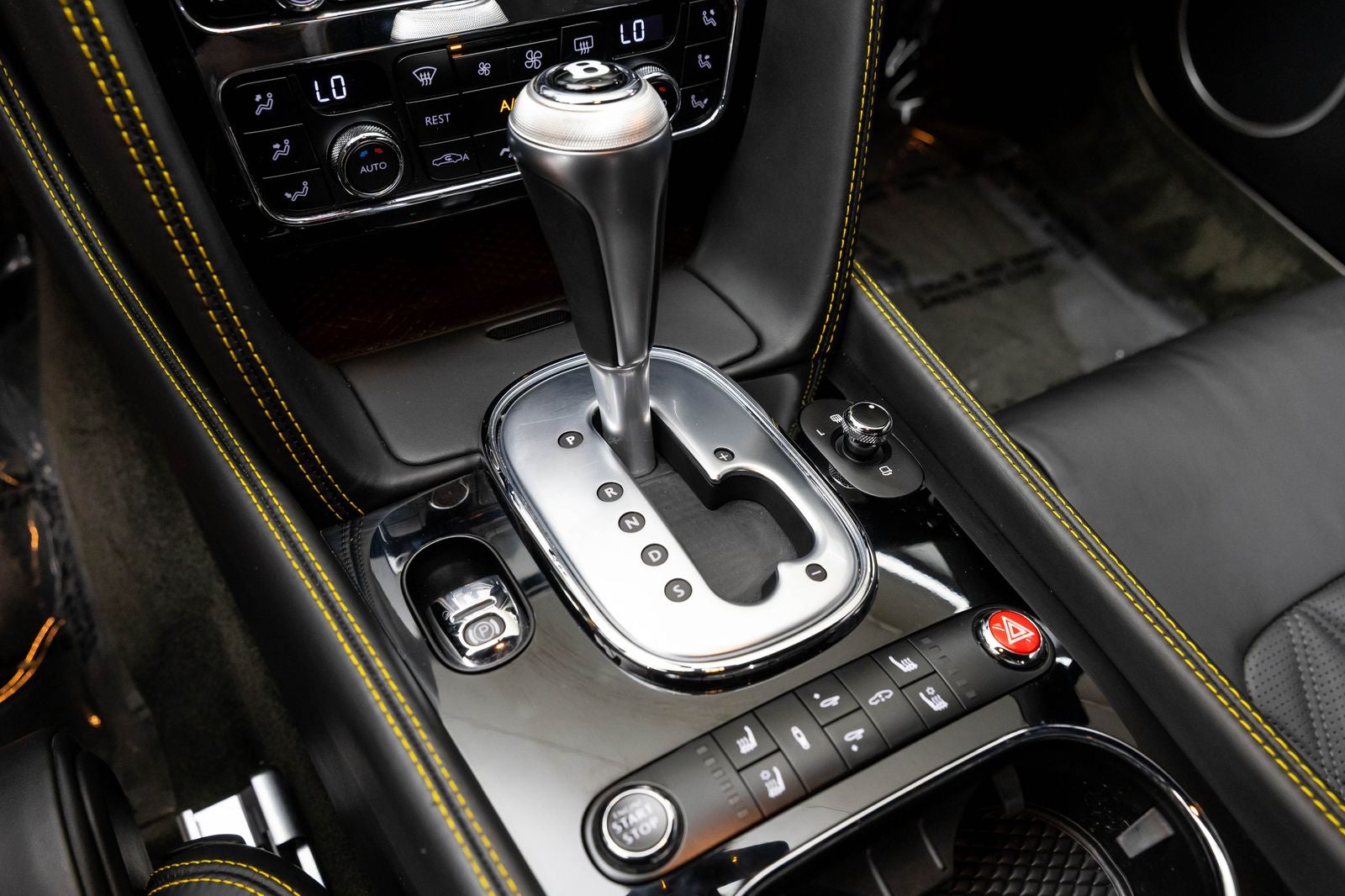 Bentley Continental GT V8 S de 2 puertas, versión cupé, 2014