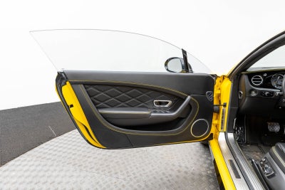 Bentley Continental GT V8 S de 2 puertas, versión cupé, 2014