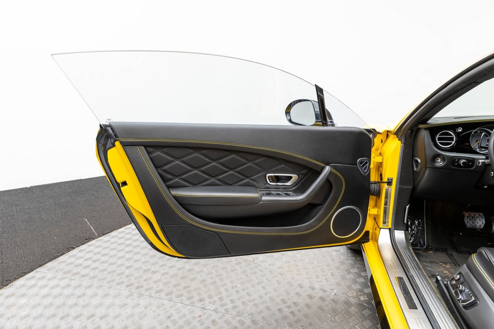 Bentley Continental GT V8 S de 2 puertas, versión cupé, 2014