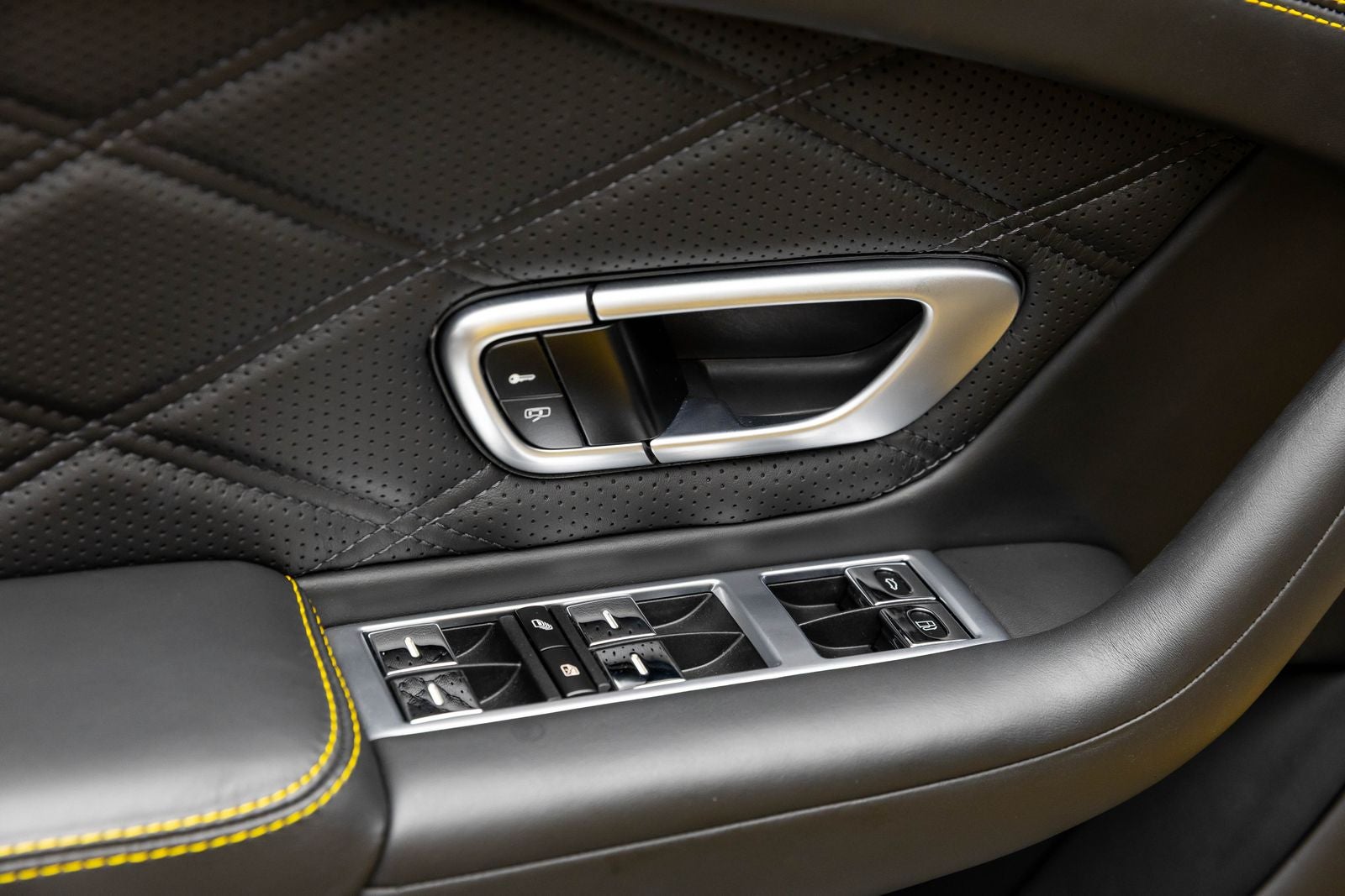 Bentley Continental GT V8 S de 2 puertas, versión cupé, 2014