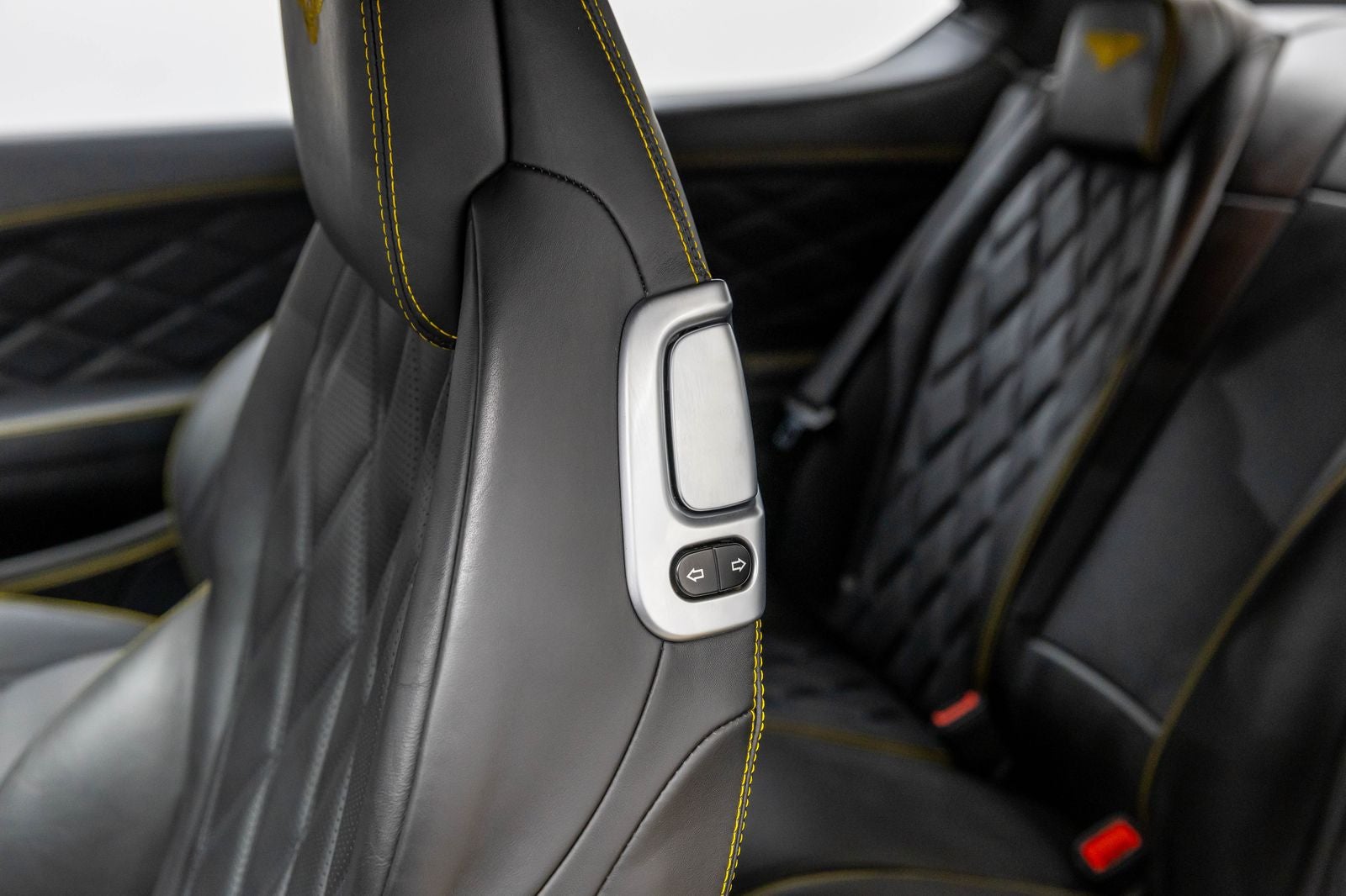 Bentley Continental GT V8 S de 2 puertas, versión cupé, 2014