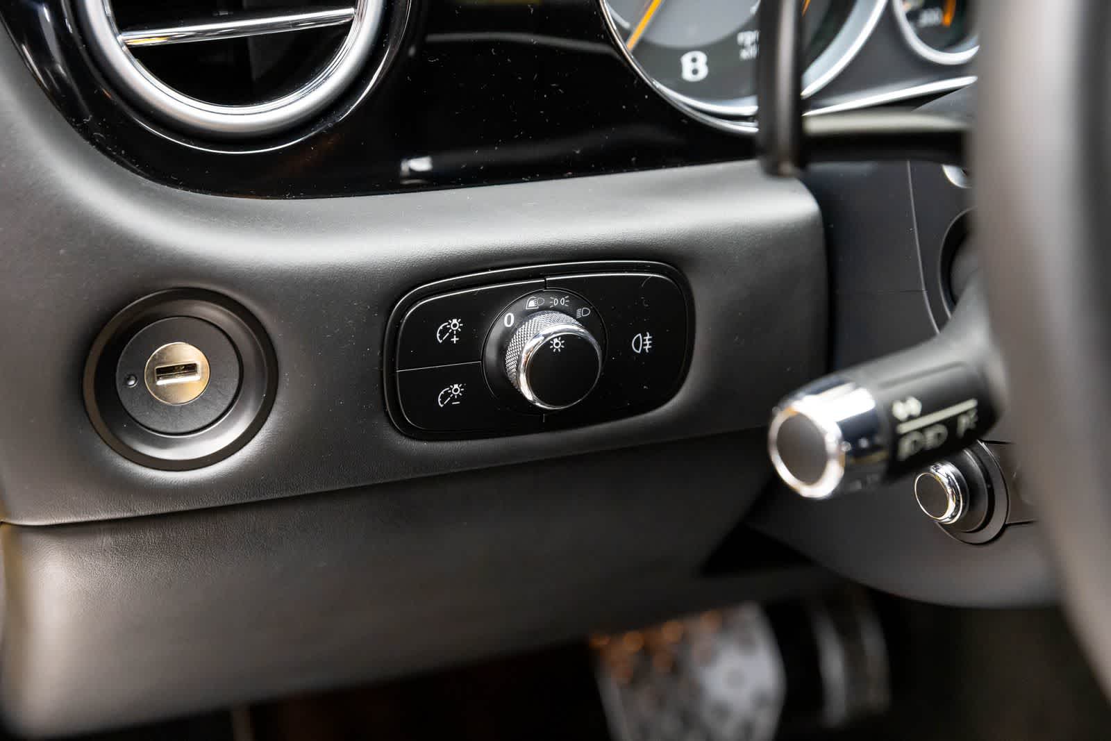 Bentley Continental GT V8 S de 2 puertas, versión cupé, 2014