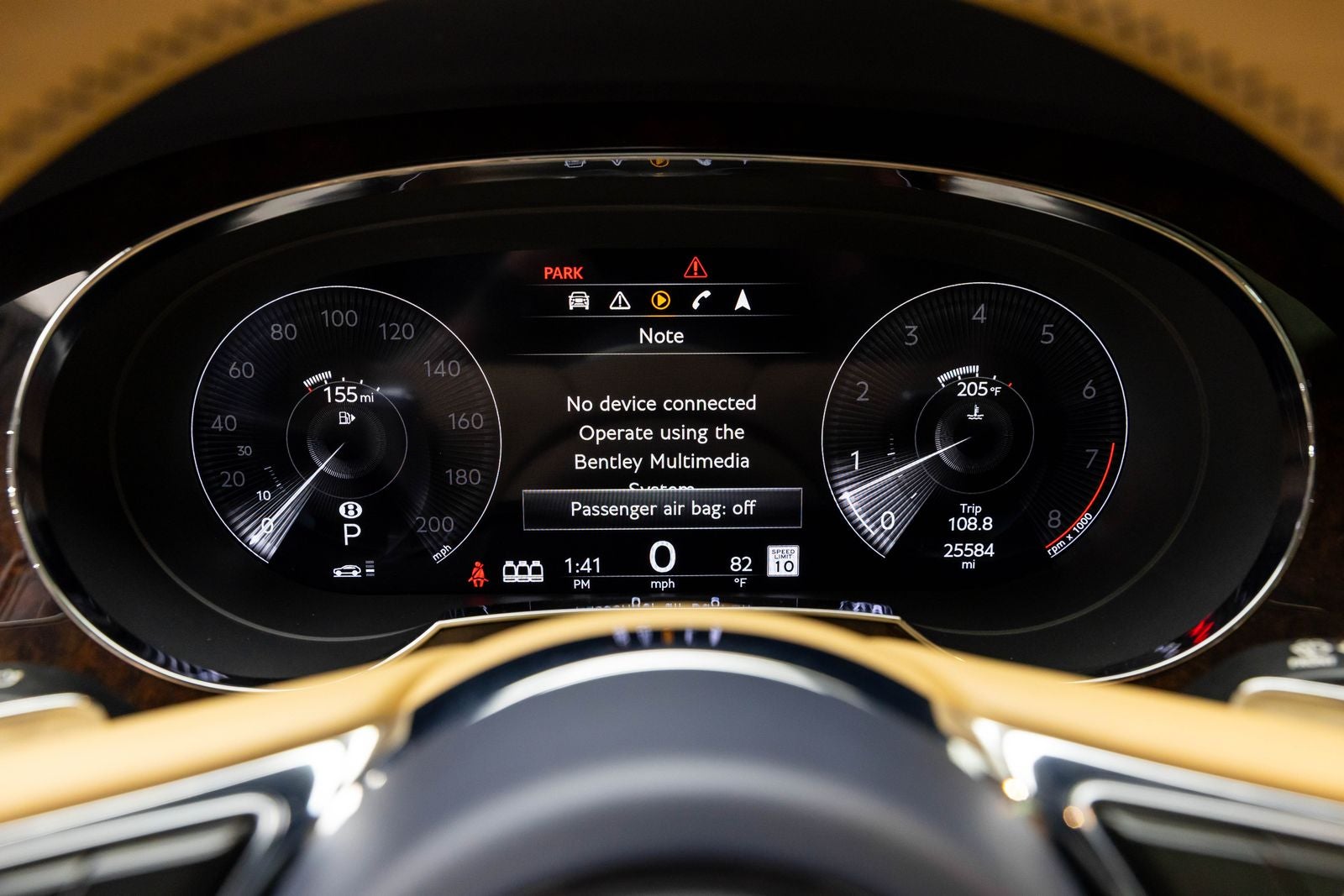 Bentley Bentayga V8 2021