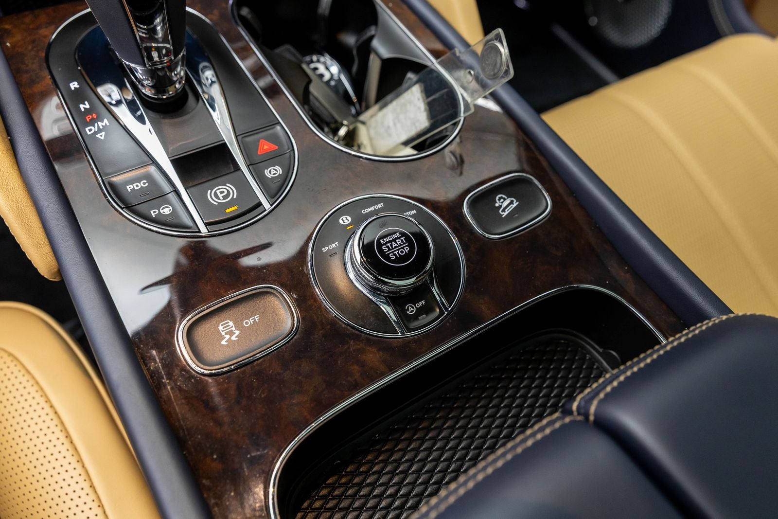 Bentley Bentayga V8 2021