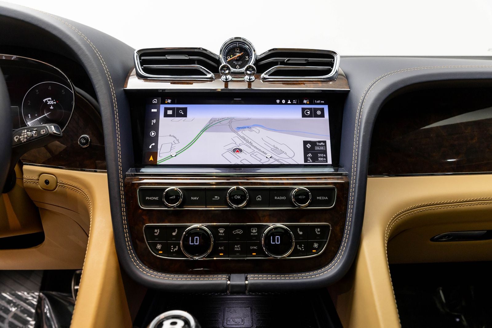 Bentley Bentayga V8 2021