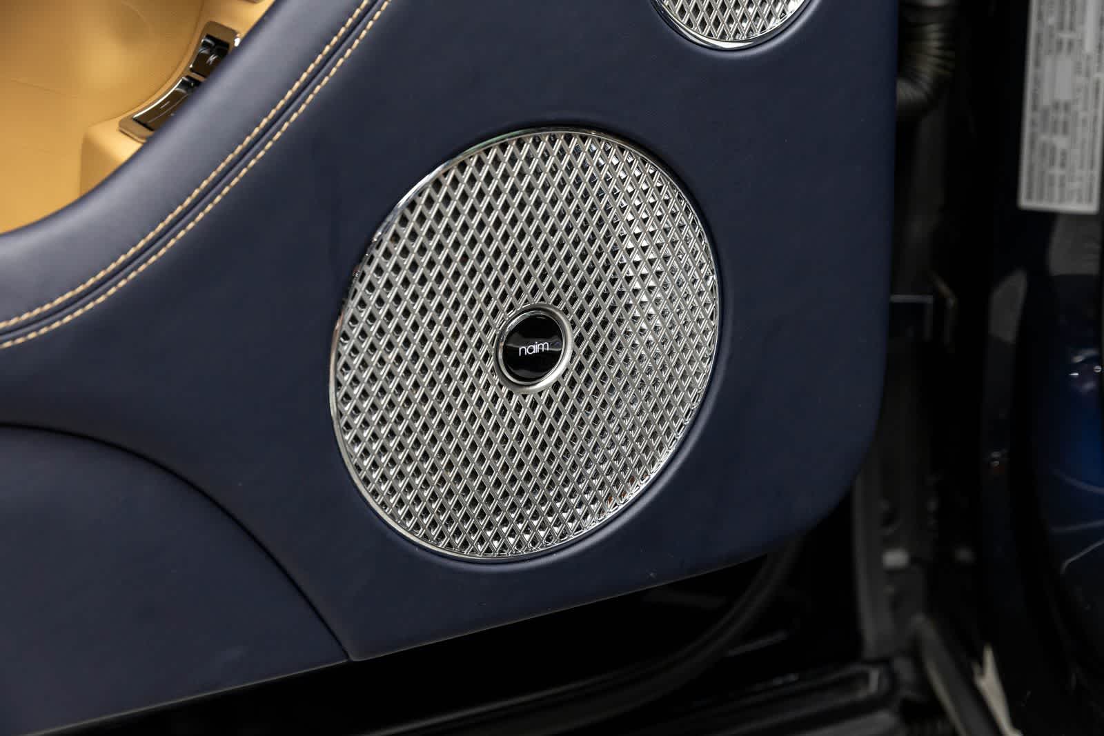 Bentley Bentayga V8 2021