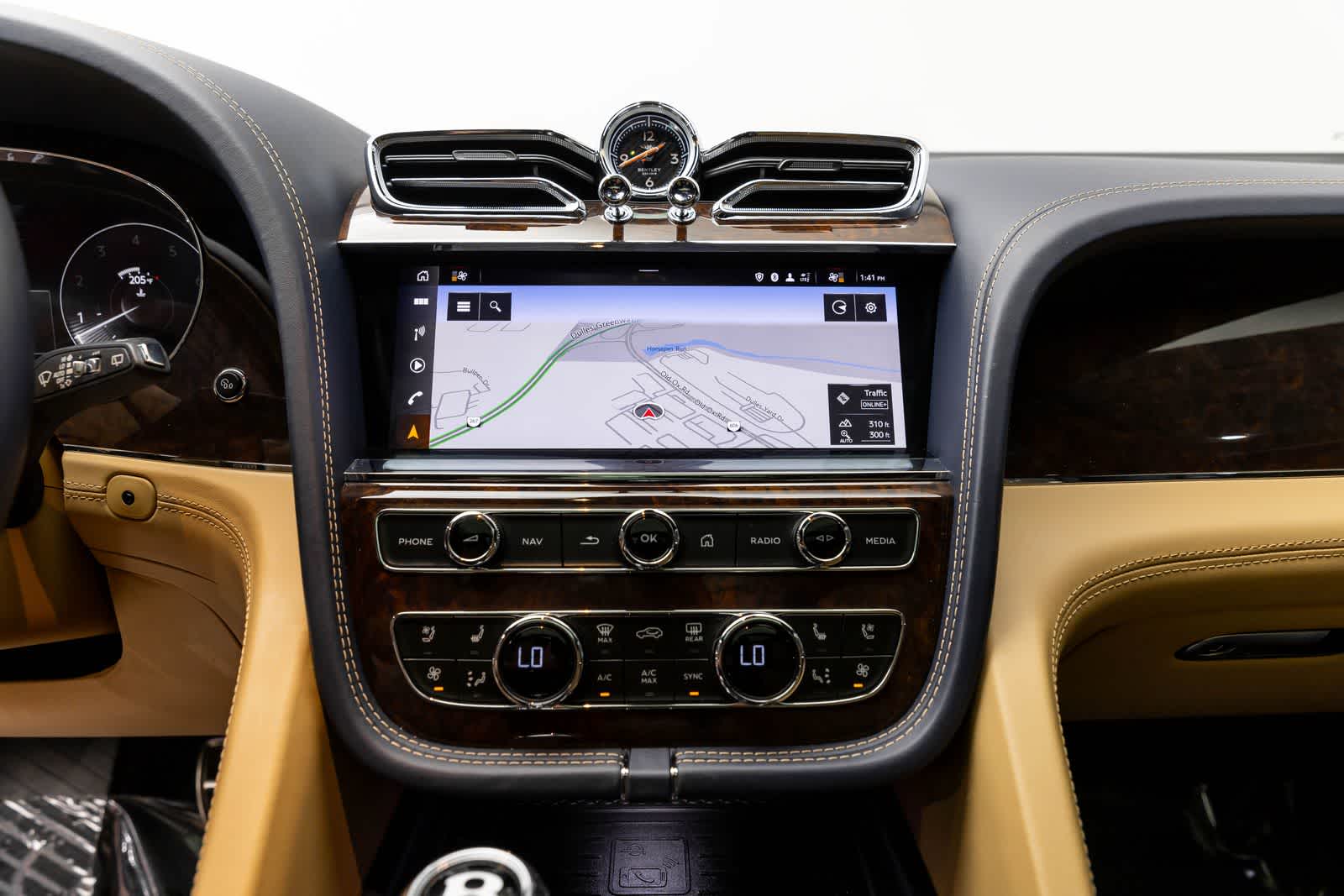 Bentley Bentayga V8 2021