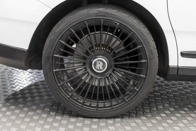 Rolls-Royce Cullinan SUV 2020
