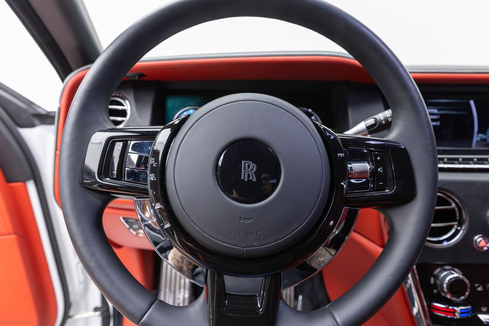 Rolls-Royce Cullinan SUV 2021