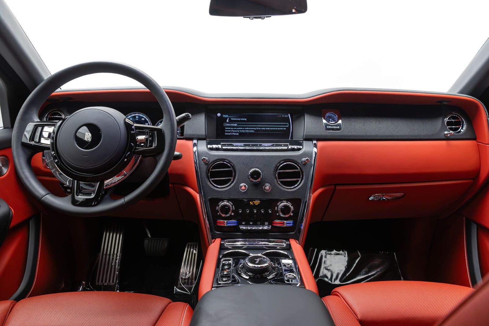 Rolls-Royce Cullinan SUV 2021