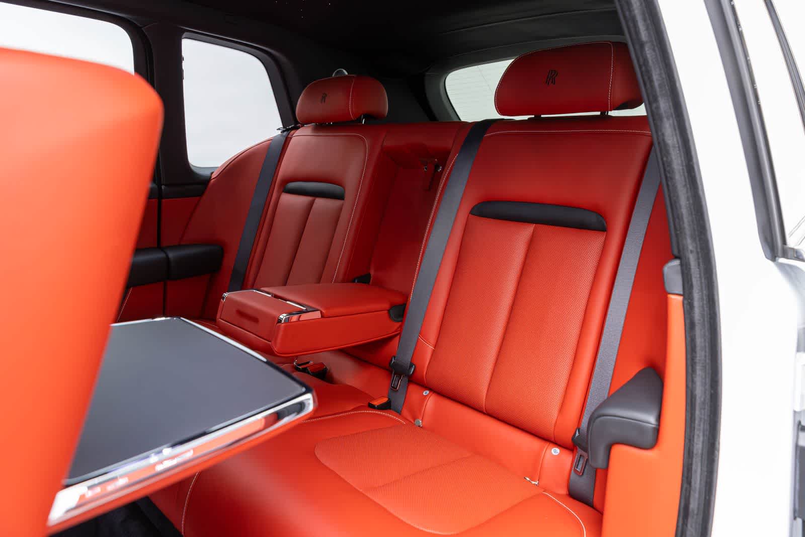 Rolls-Royce Cullinan SUV 2021