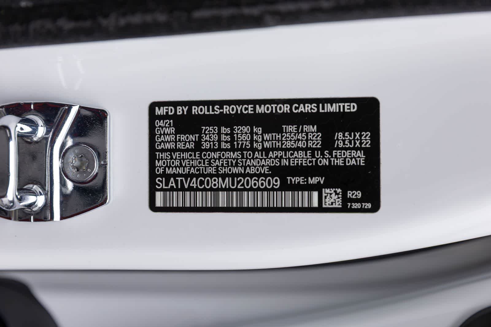 Rolls-Royce Cullinan SUV 2021