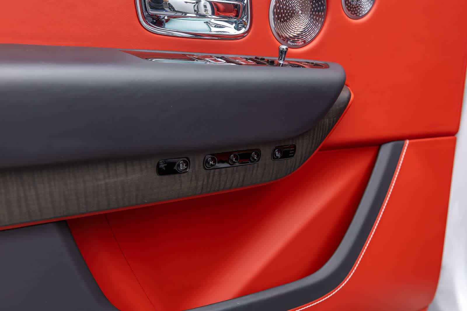 Rolls-Royce Cullinan SUV 2021