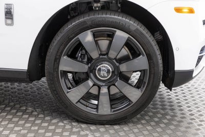 Rolls-Royce Cullinan SUV 2021