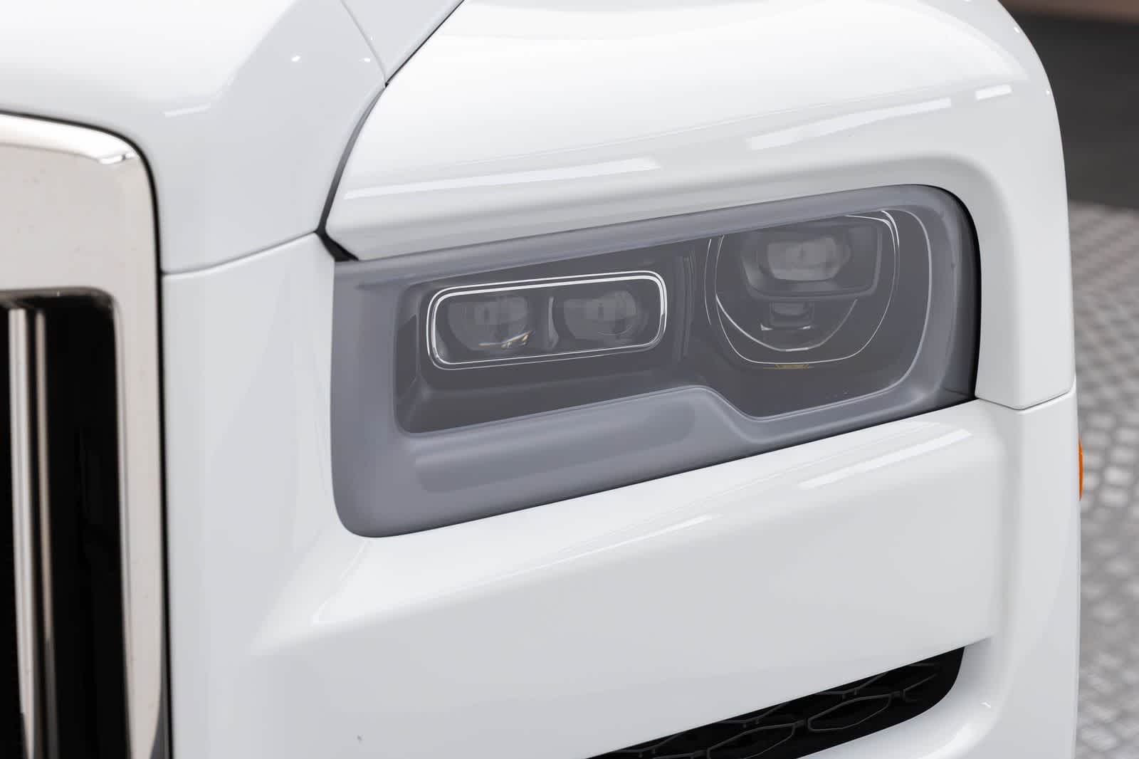 Rolls-Royce Cullinan SUV 2021