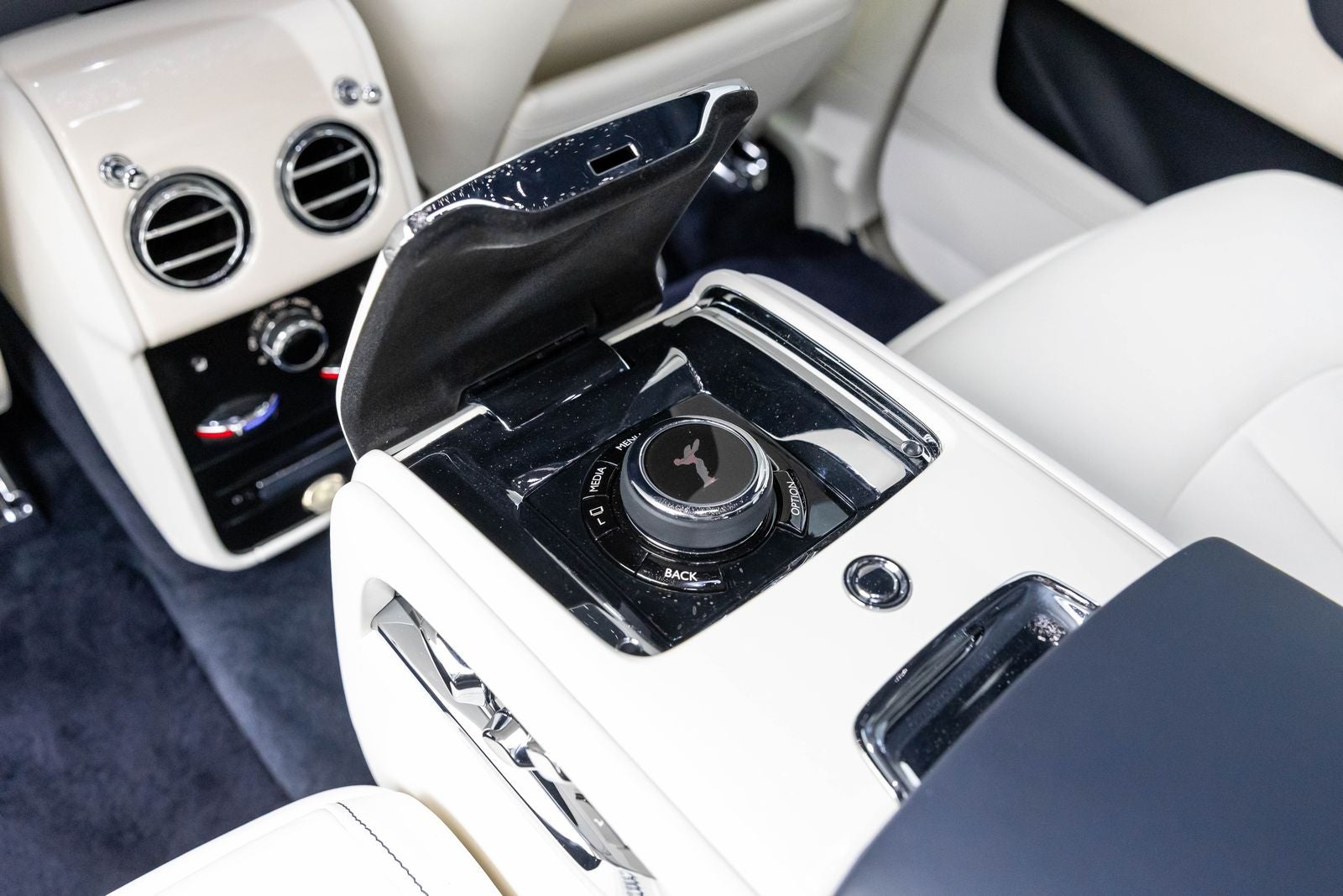 Rolls-Royce Cullinan SUV 2023