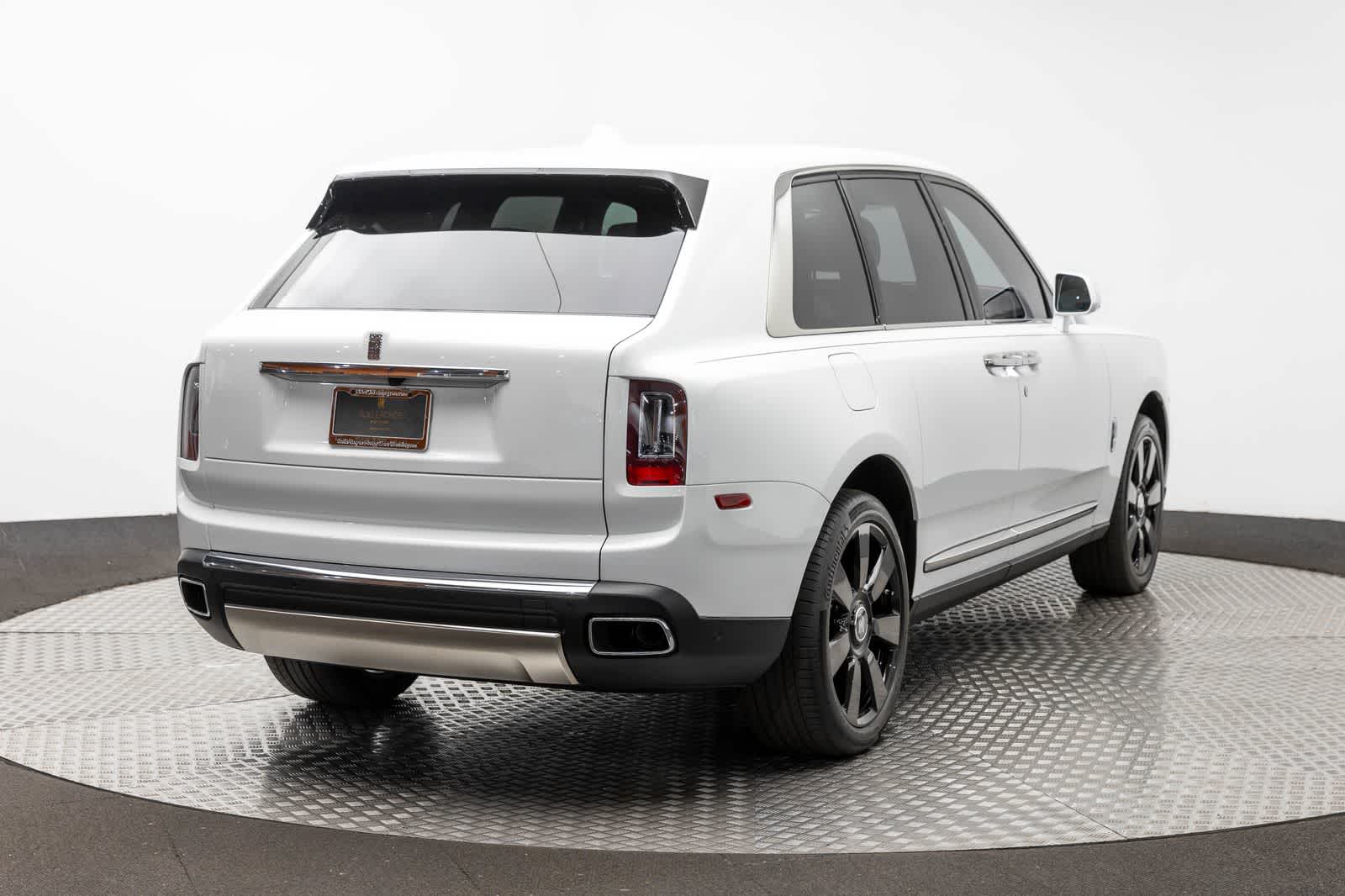 Rolls-Royce Cullinan SUV 2023