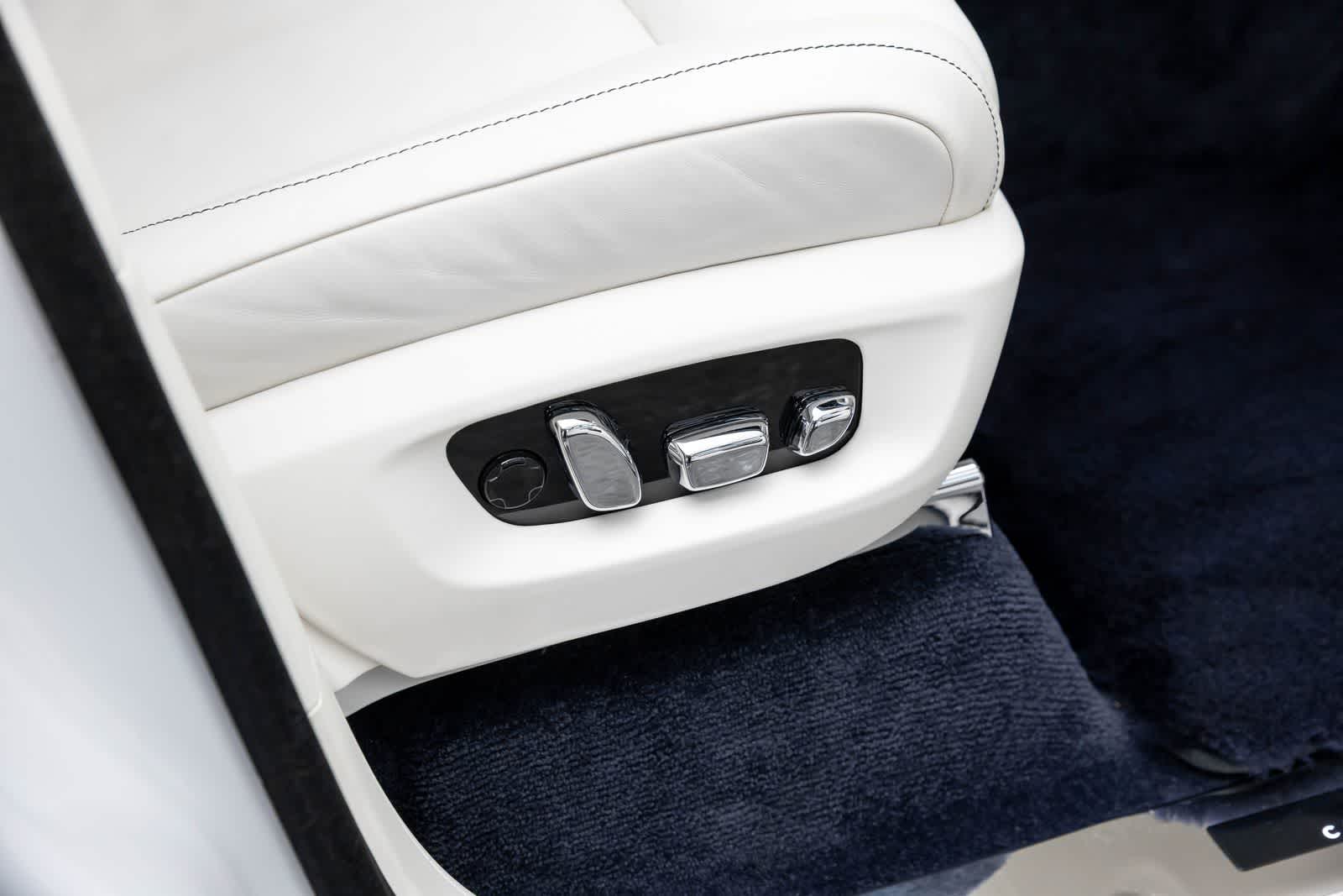 Rolls-Royce Cullinan SUV 2023