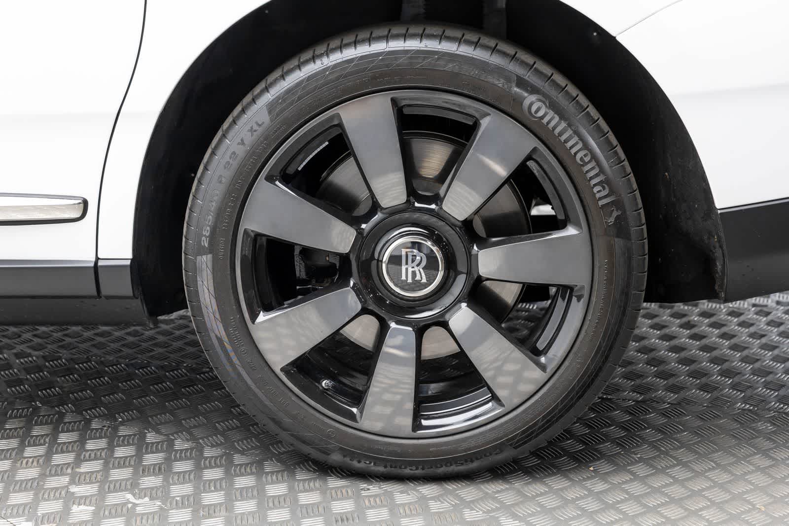 Rolls-Royce Cullinan SUV 2023