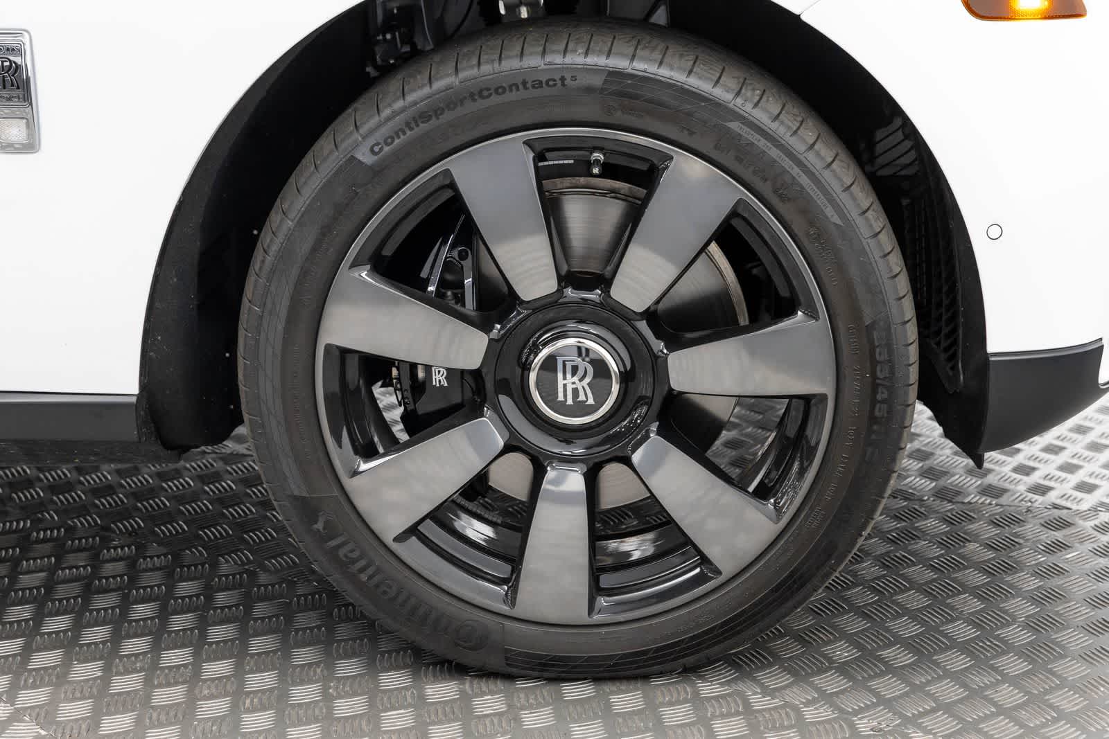 Rolls-Royce Cullinan SUV 2023