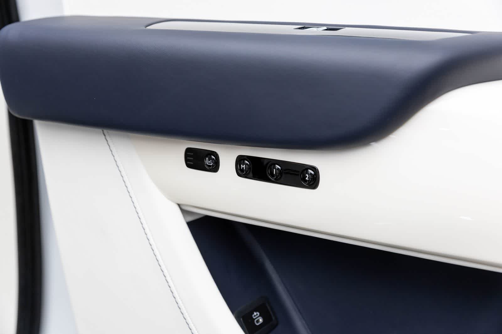 Rolls-Royce Cullinan SUV 2023