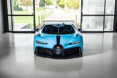 Bugatti Chiron Pure Sport 2023