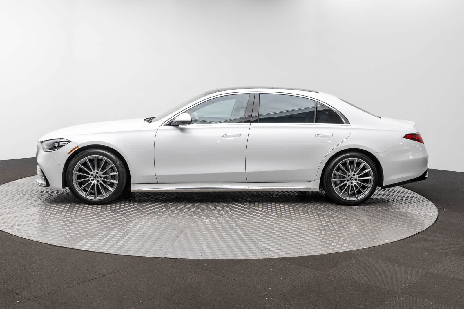 Mercedes-Benz S 580 2025 S 580