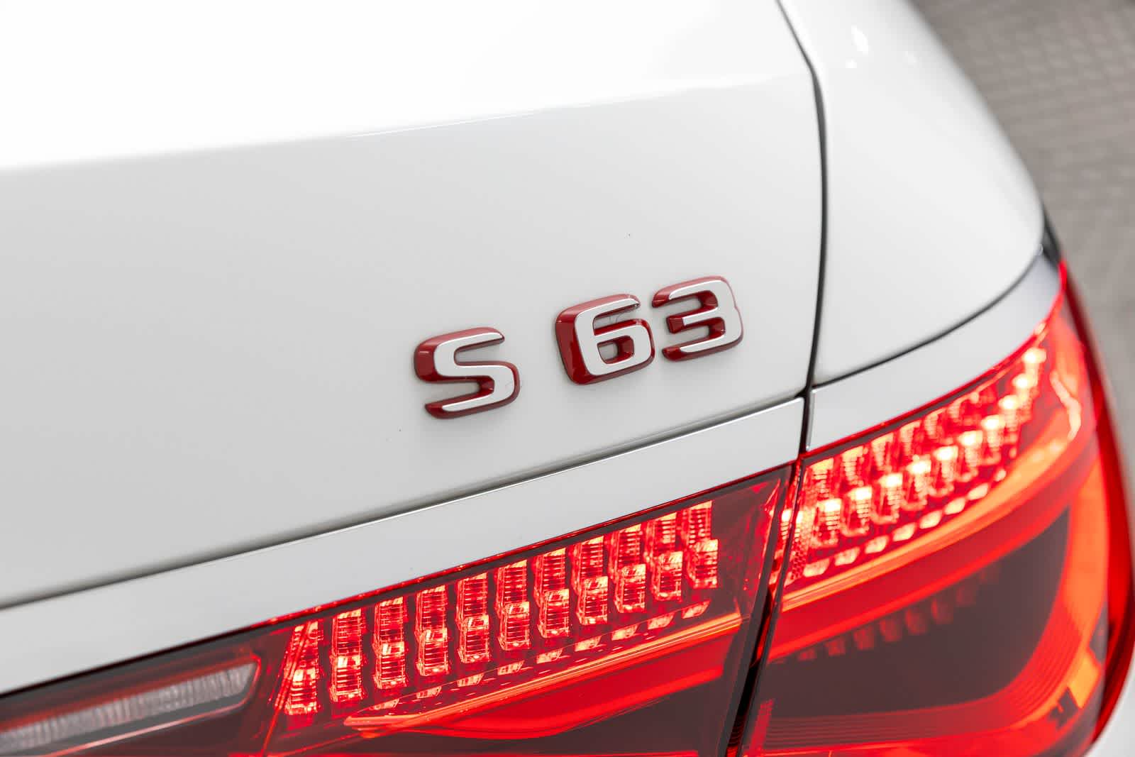 Mercedes-Benz AMG® S 63 E 2025 AMG® S 63 E