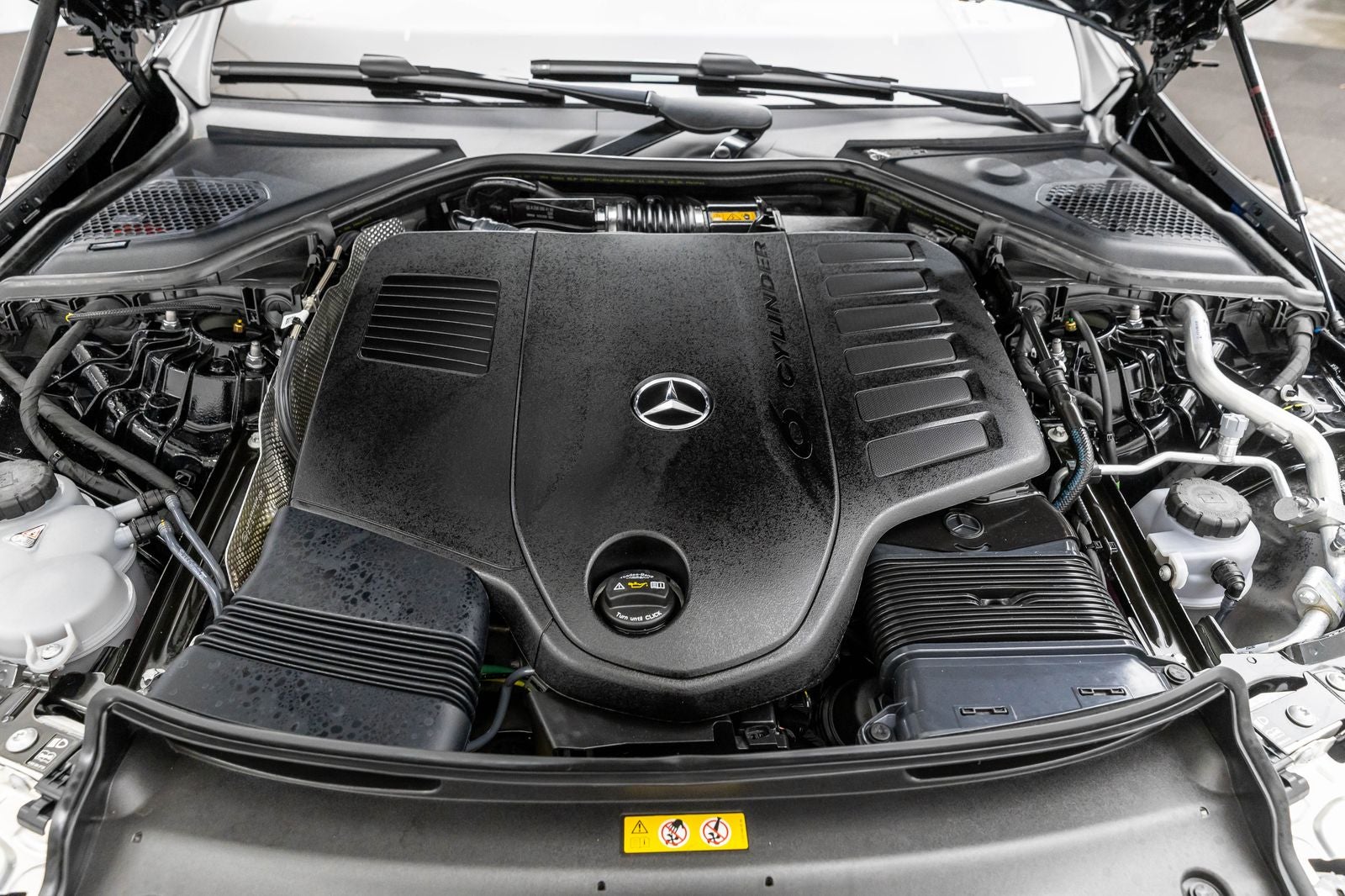 Mercedes-Benz E 450 2026