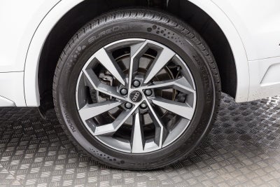 Audi Q5 S line Premium Plus 2024