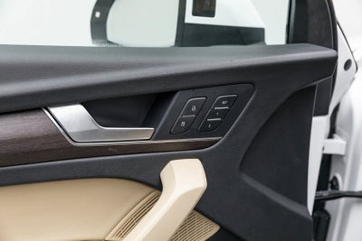 Audi Q5 S line Premium Plus 2024