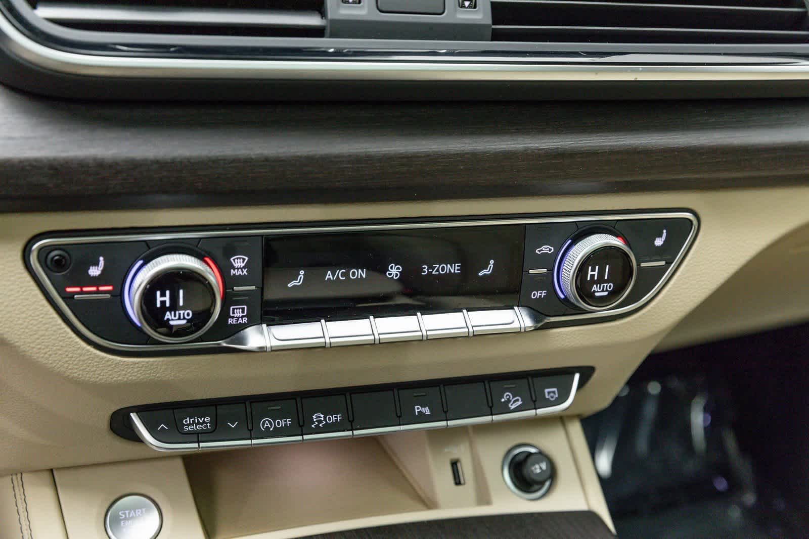 Audi Q5 S line Premium Plus 2024