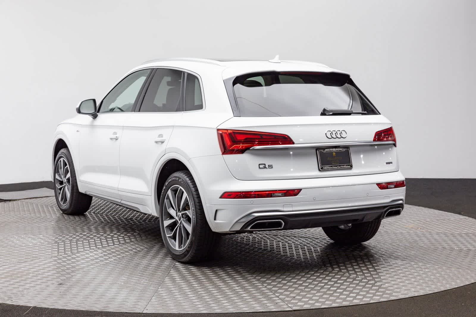 Audi Q5 S line Premium Plus 2024