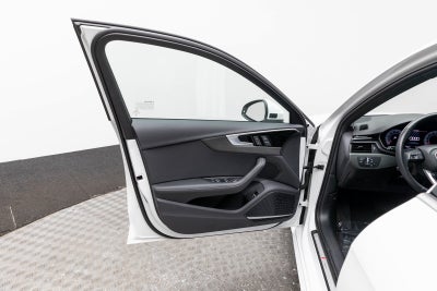 Audi A4 Sedán S line Premium Plus 2024