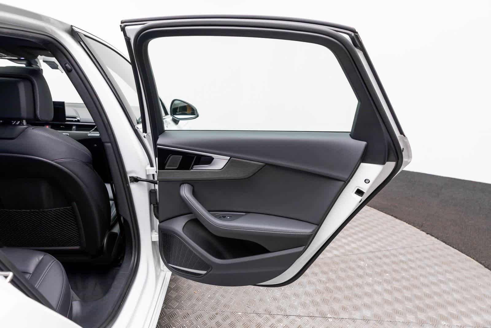 Audi A4 Sedán S line Premium Plus 2024