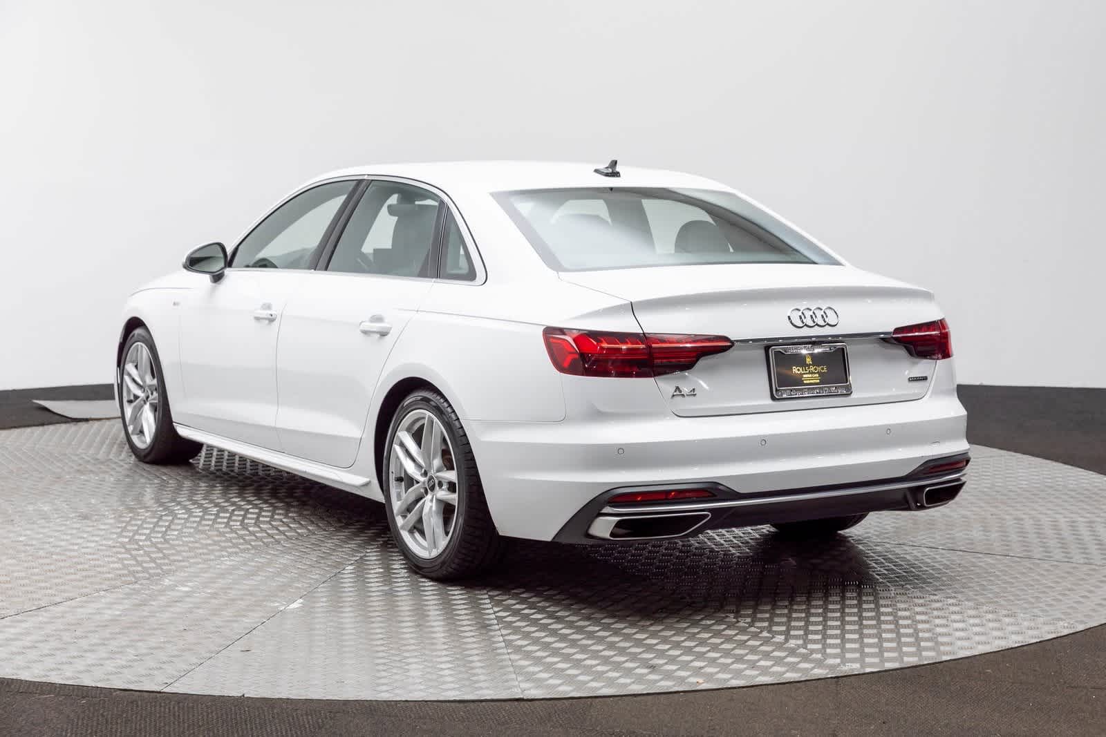 Audi A4 Sedán S line Premium Plus 2024